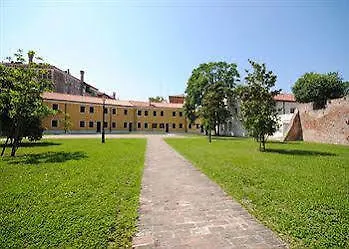 Alberghiera البندقية